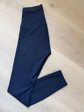 Lululemon Navy Blue Wunder Train High Waisted Leggings 25”
